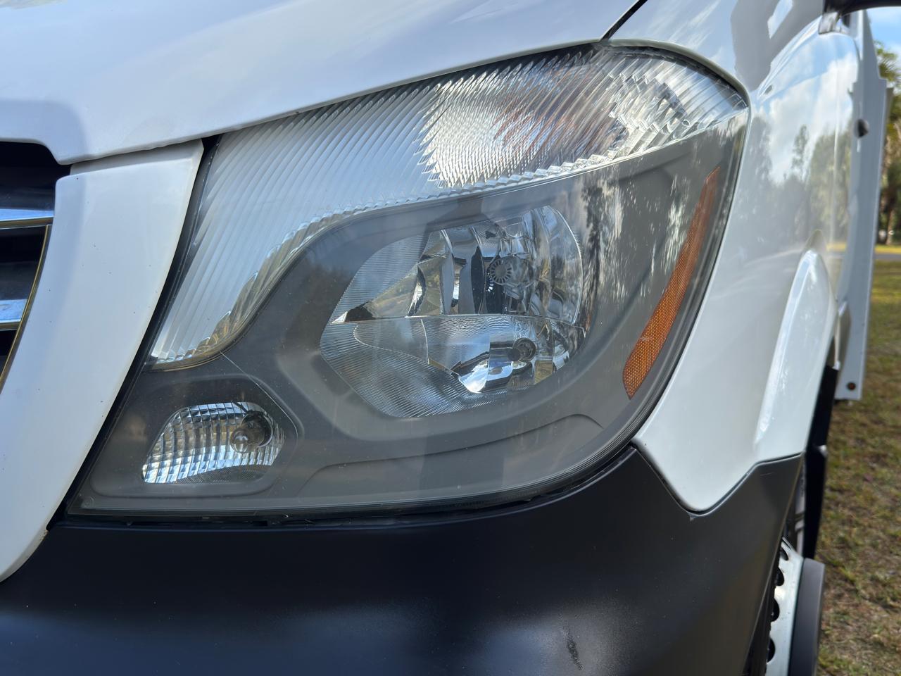 Freightliner Sprinter Chassis-Cabs 2WD Reg Cab 144" WB 2016