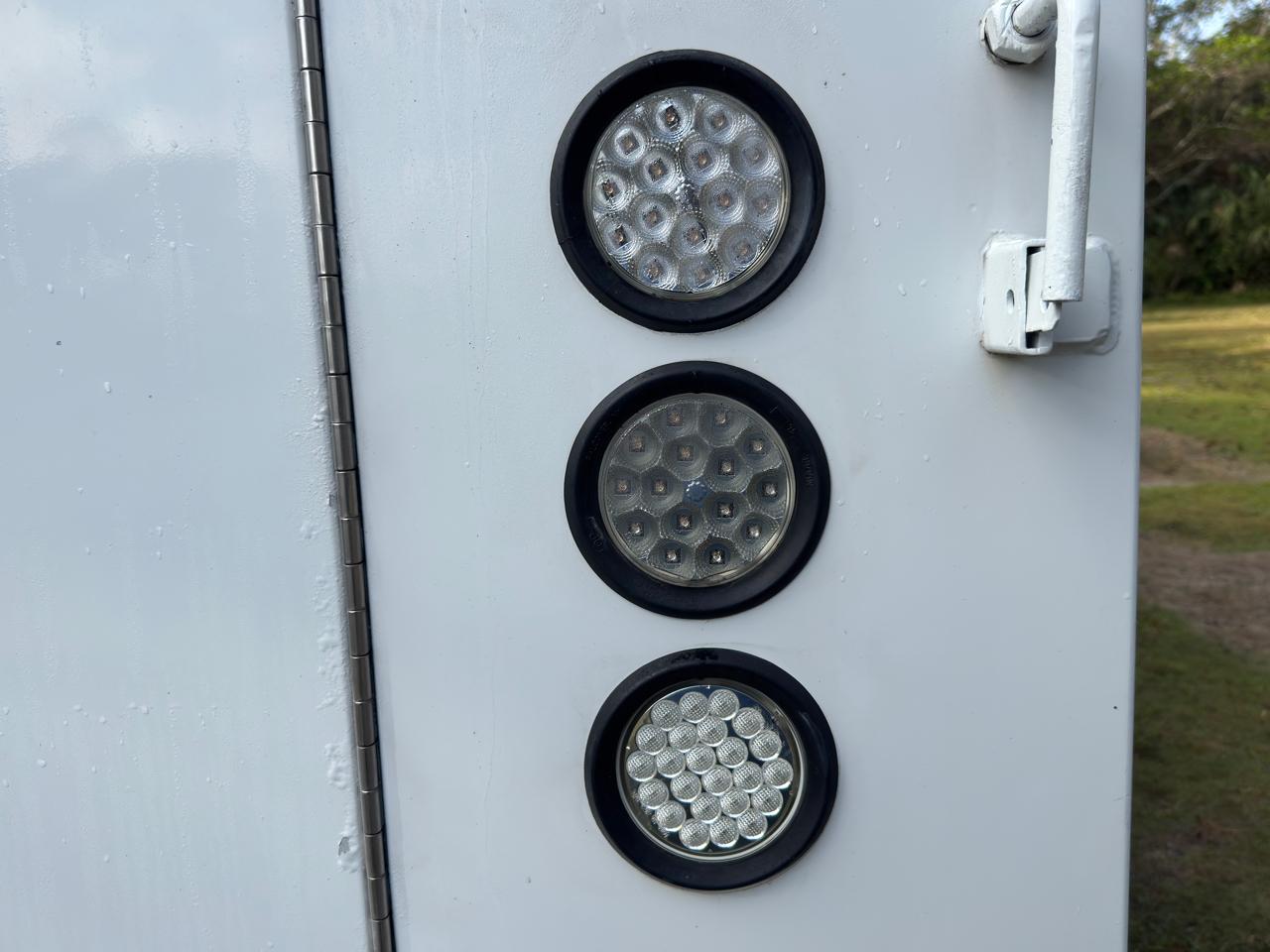 Freightliner Sprinter Chassis-Cabs 2WD Reg Cab 144" WB 2016