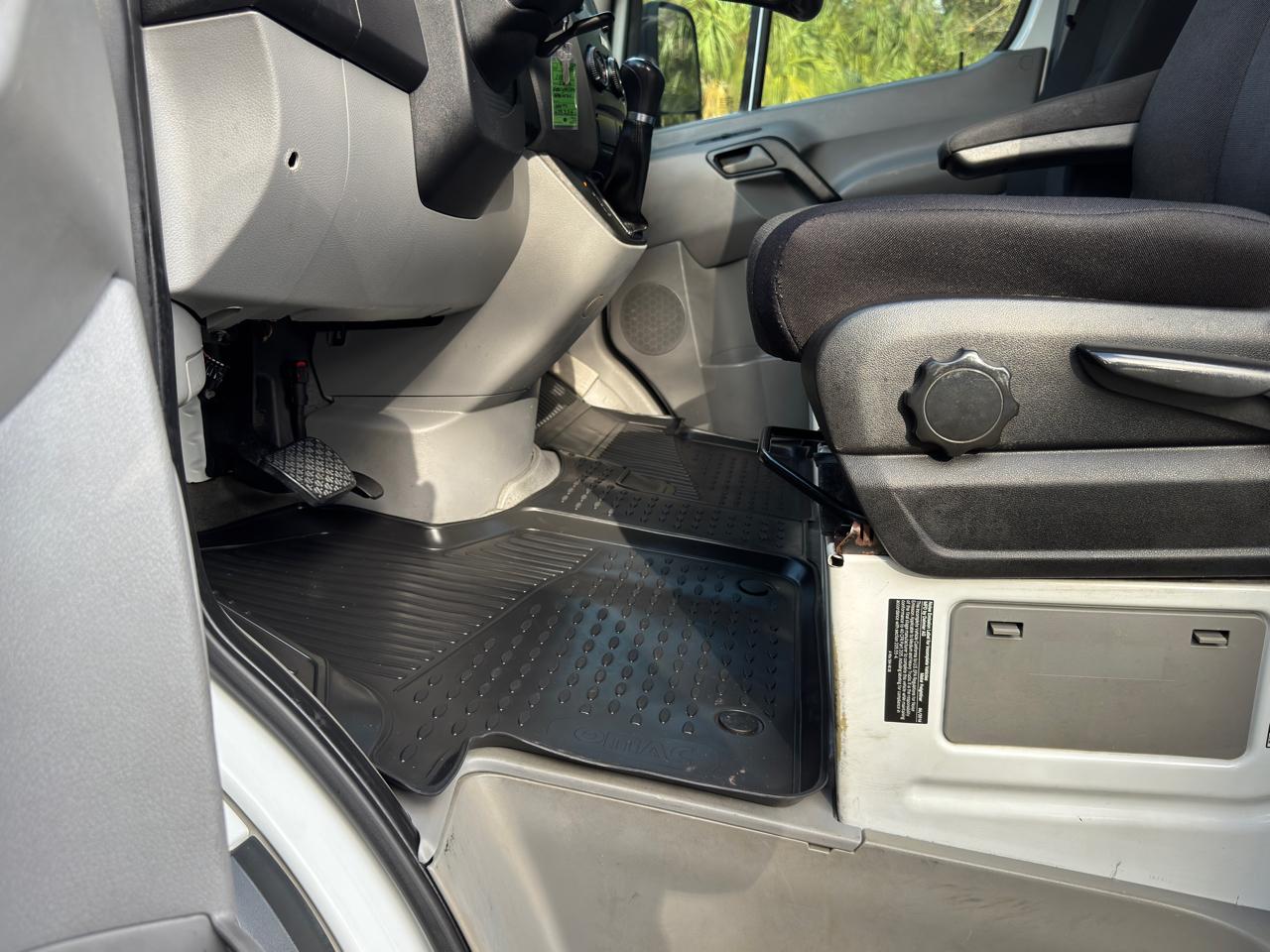 Freightliner Sprinter Chassis-Cabs 2WD Reg Cab 144" WB 2016