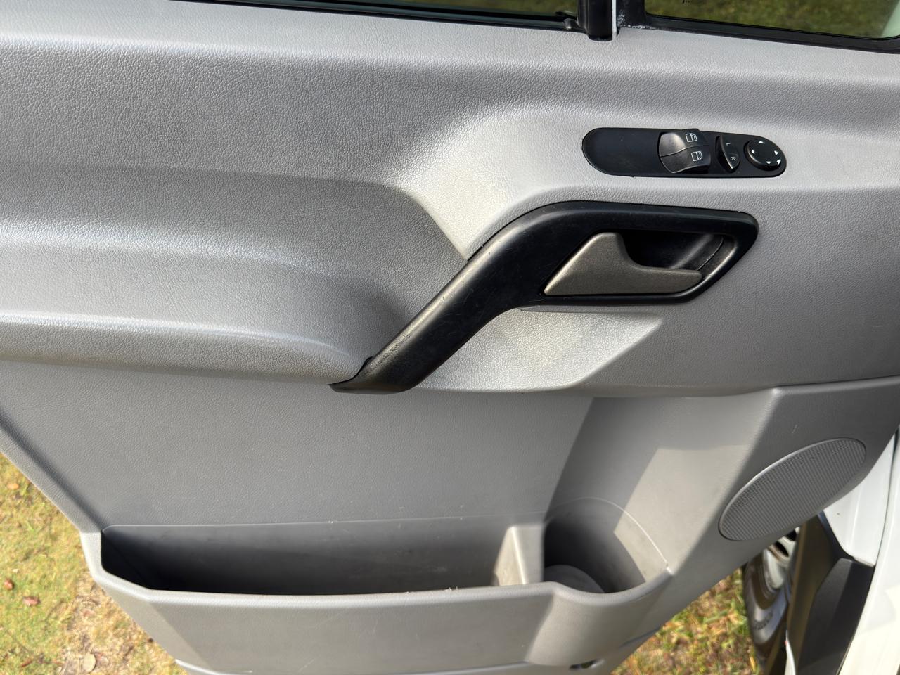 Freightliner Sprinter Chassis-Cabs 2WD Reg Cab 144" WB 2016