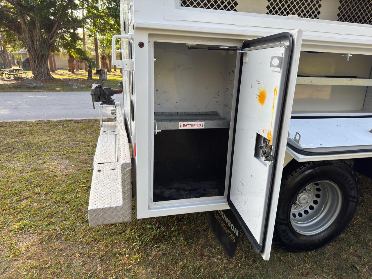 Freightliner Sprinter Chassis-Cabs 2WD Reg Cab 144" WB 2016