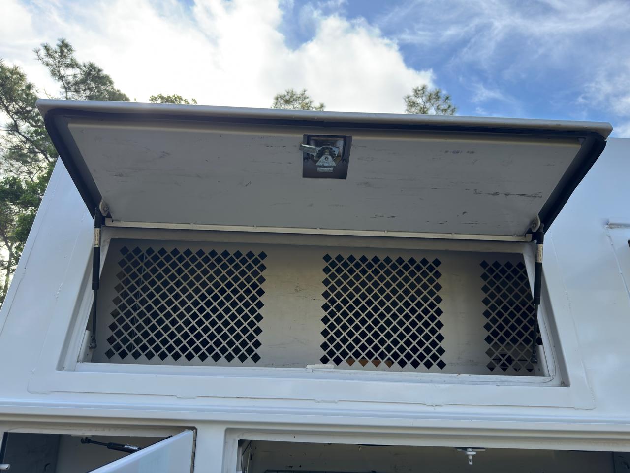 Freightliner Sprinter Chassis-Cabs 2WD Reg Cab 144" WB 2016