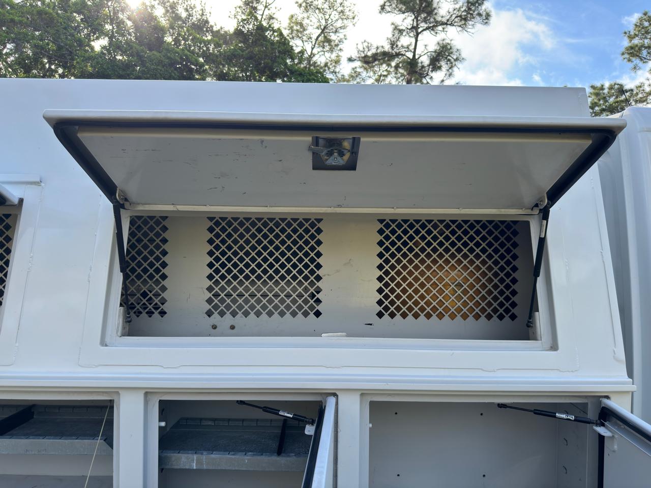 Freightliner Sprinter Chassis-Cabs 2WD Reg Cab 144" WB 2016