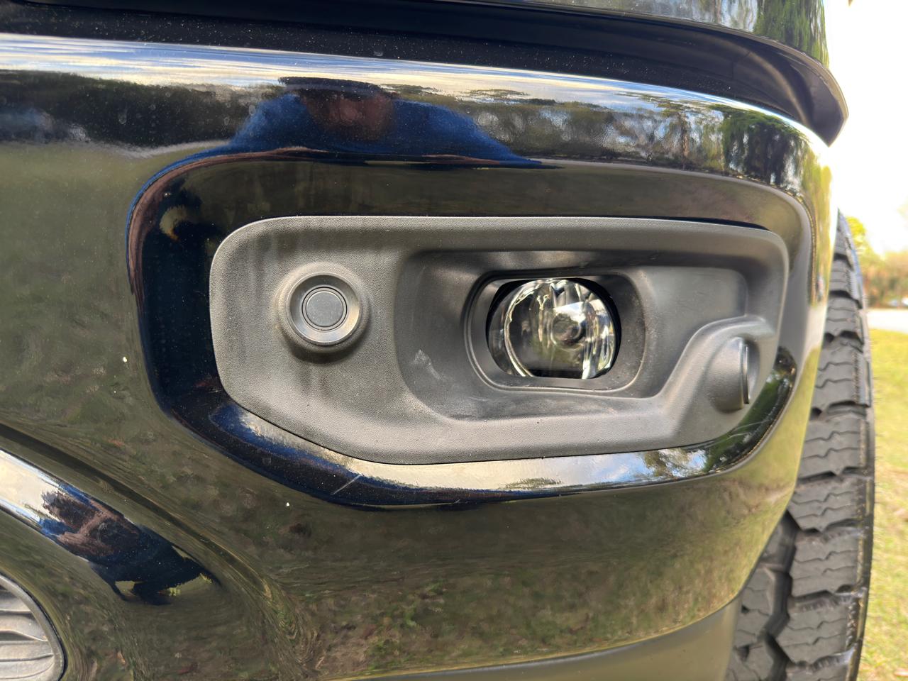 RAM 1500 Big Horn 4x4 Crew Cab 5'7" Box 2020