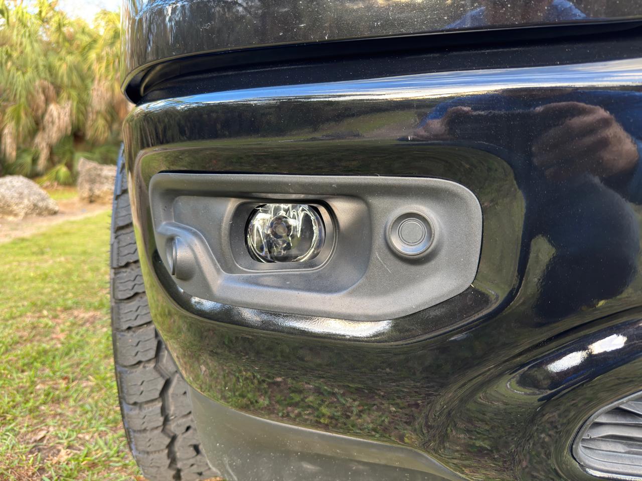 RAM 1500 Big Horn 4x4 Crew Cab 5'7" Box 2020