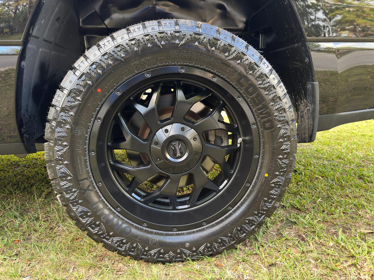 RAM 1500 Big Horn 4x4 Crew Cab 5'7" Box 2020