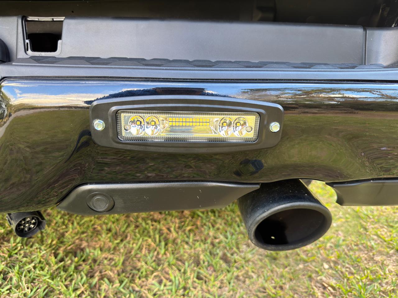 RAM 1500 Big Horn 4x4 Crew Cab 5'7" Box 2020