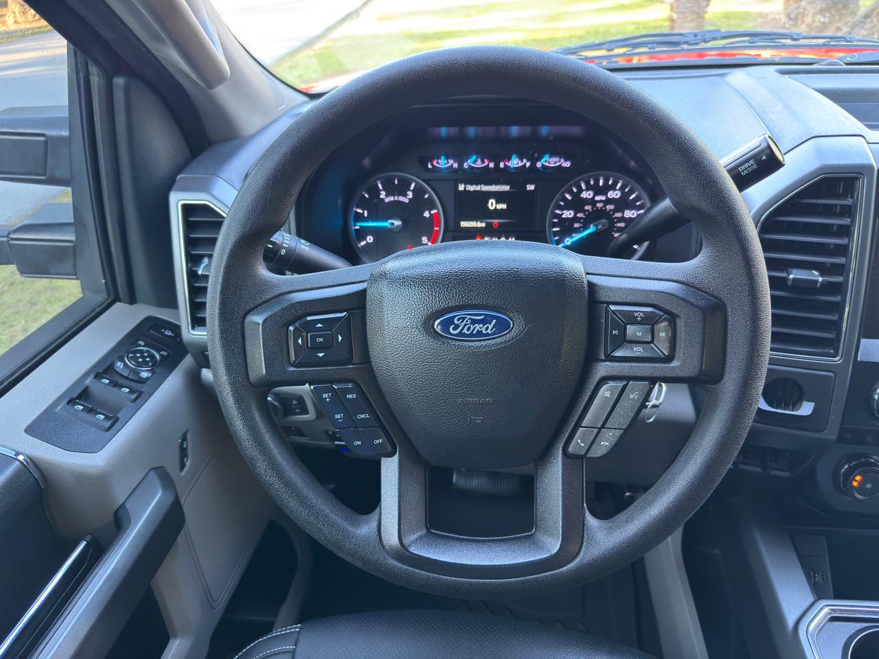 Ford Super Duty F-350 DRW  2020