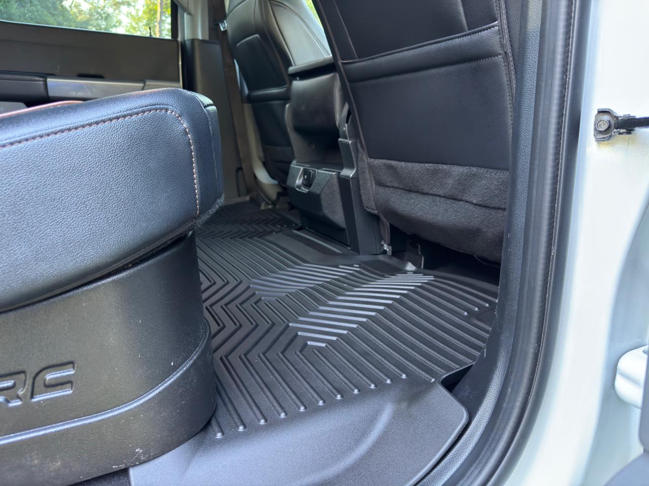 Ford Super Duty F-250 SRW  2024