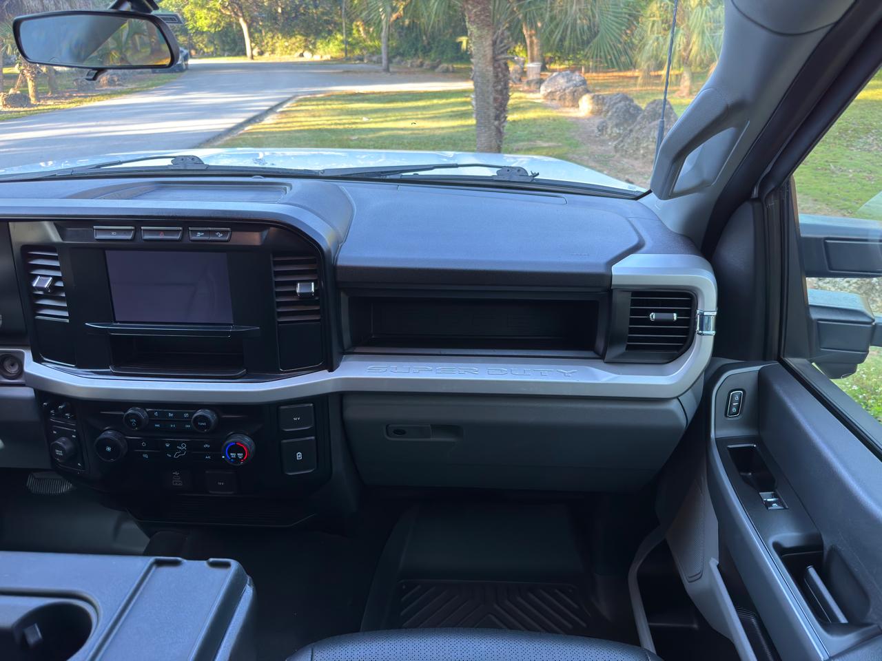 Ford Super Duty F-250 SRW  2024