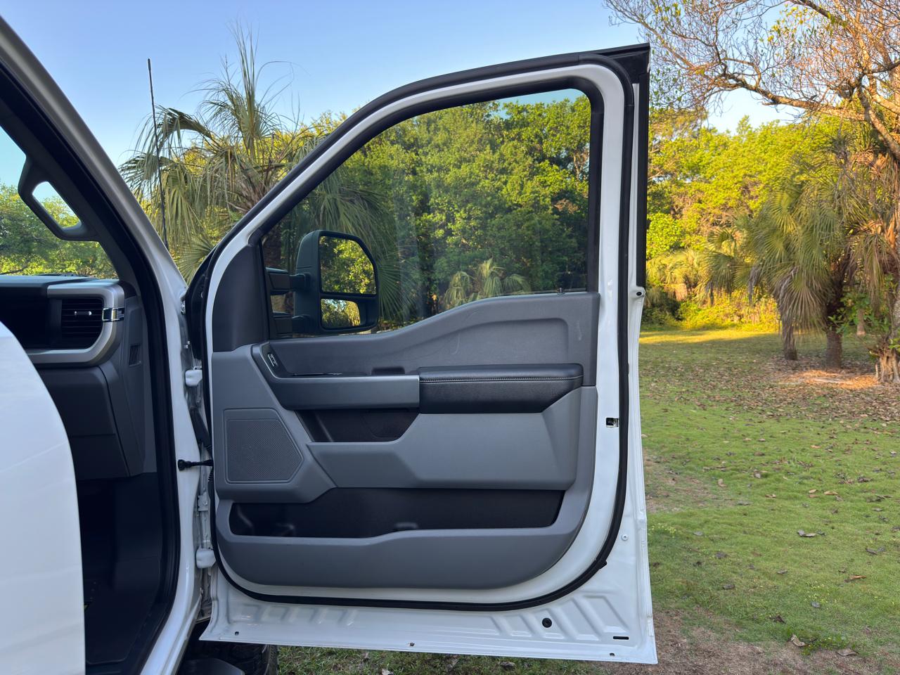 Ford Super Duty F-250 SRW  2024