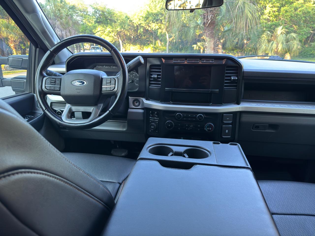 Ford Super Duty F-250 SRW  2024