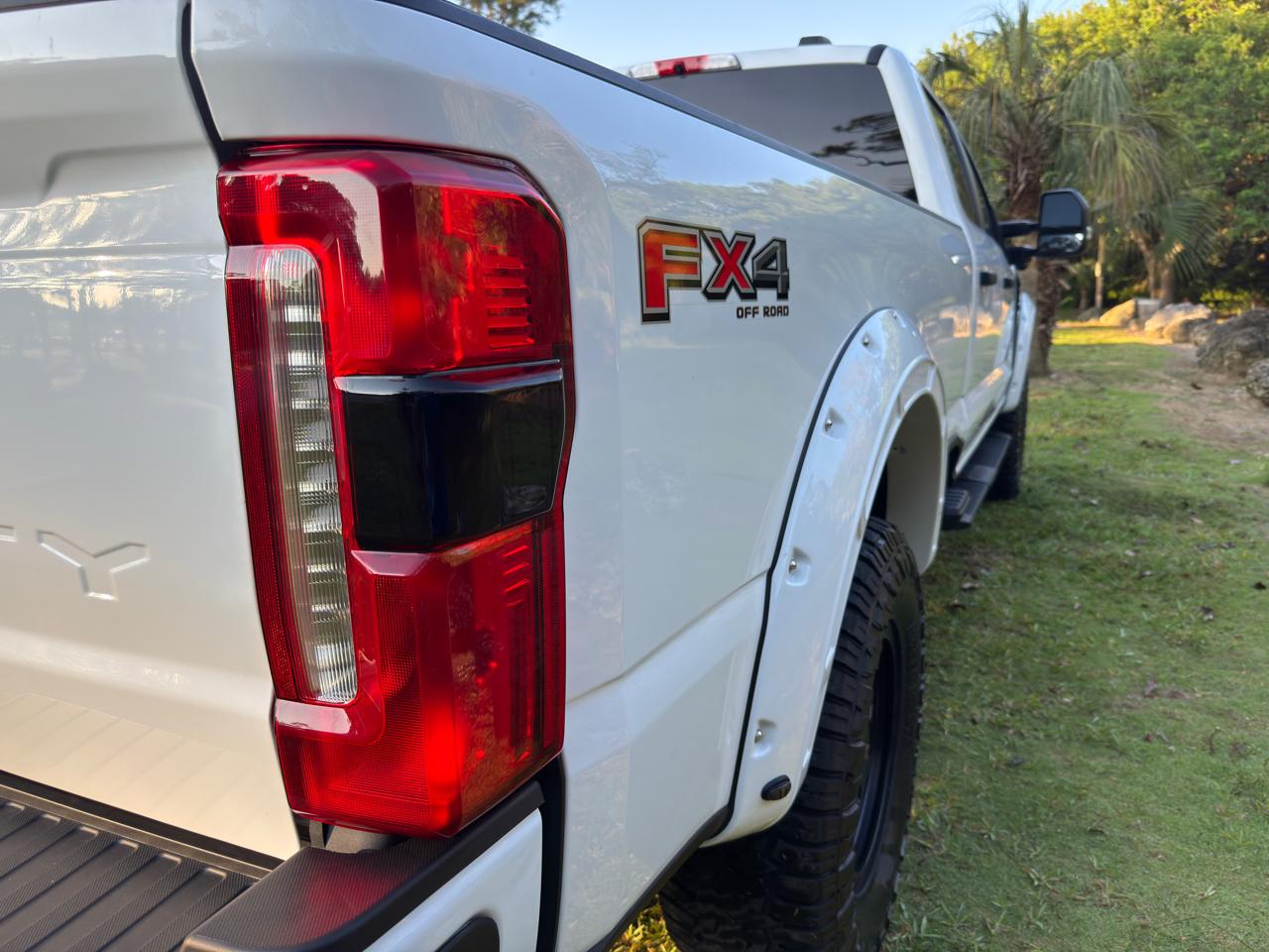 Ford Super Duty F-250 SRW  2024