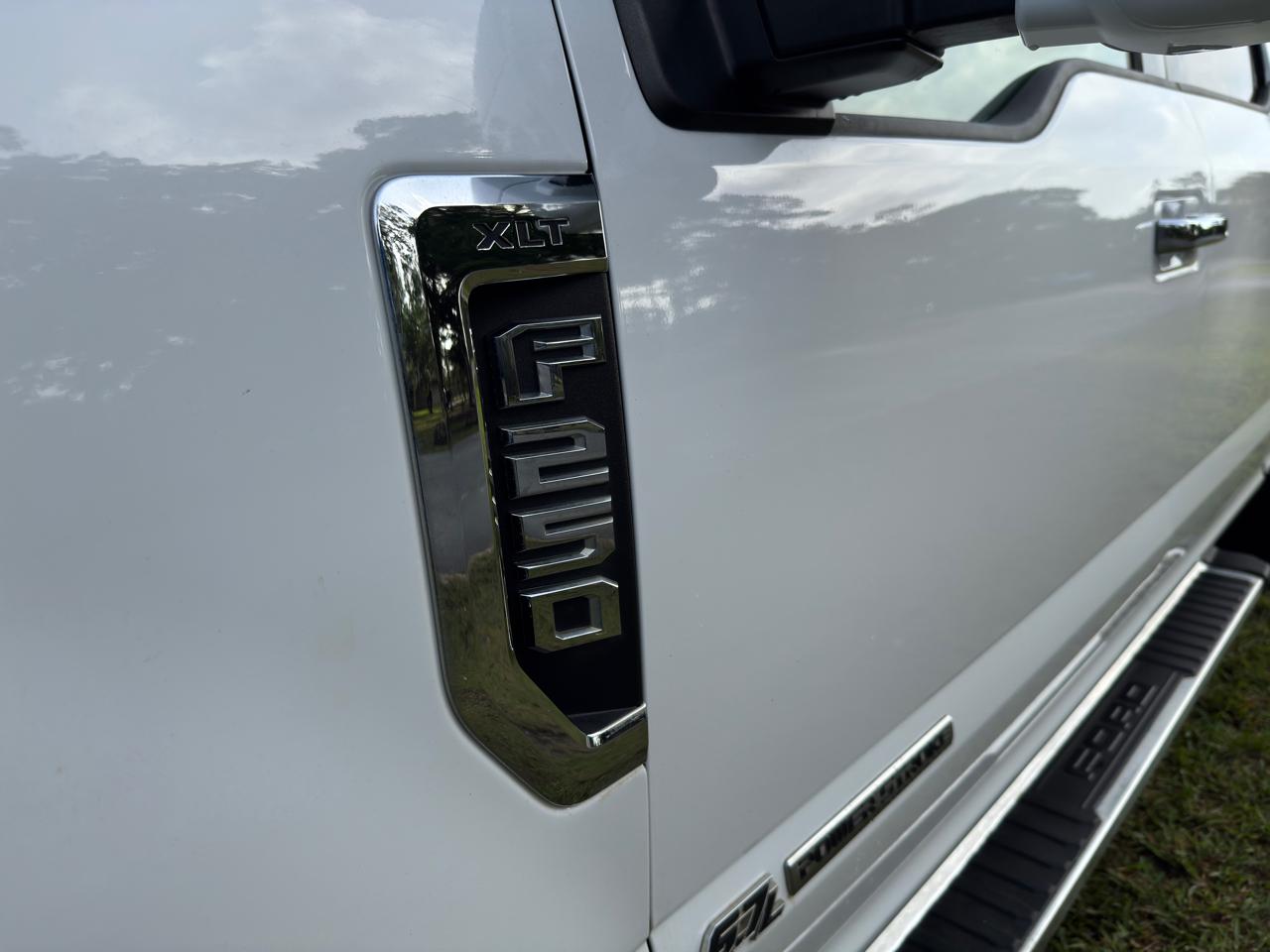 Ford Super Duty F-250 SRW  2022