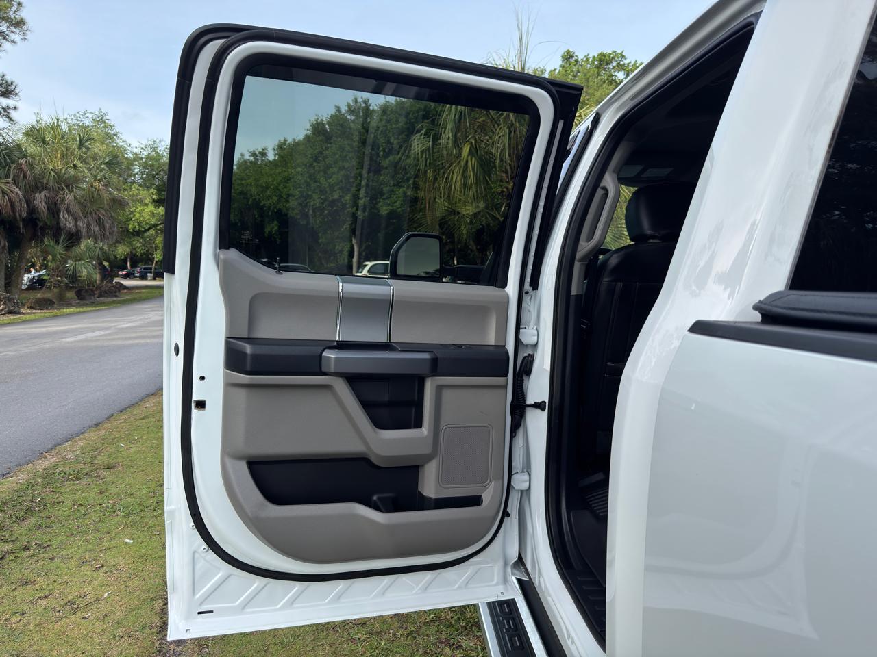 Ford Super Duty F-250 SRW  2022