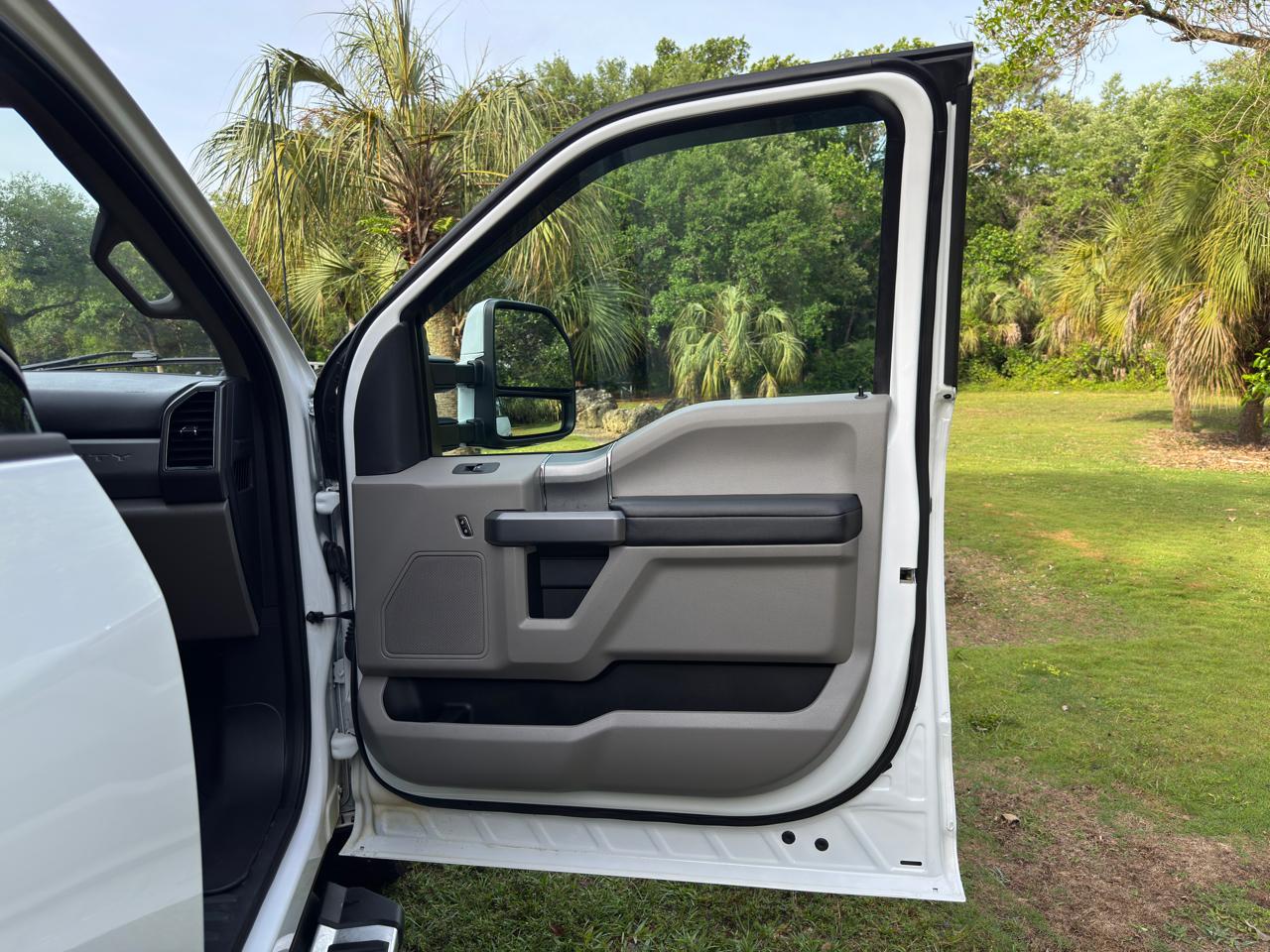 Ford Super Duty F-250 SRW  2022