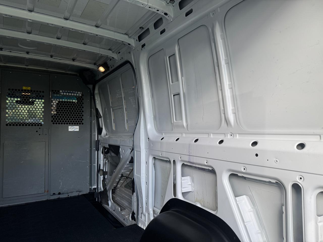 Freightliner Sprinter Van 2500 Standard Roof V6 144" RWD 2019