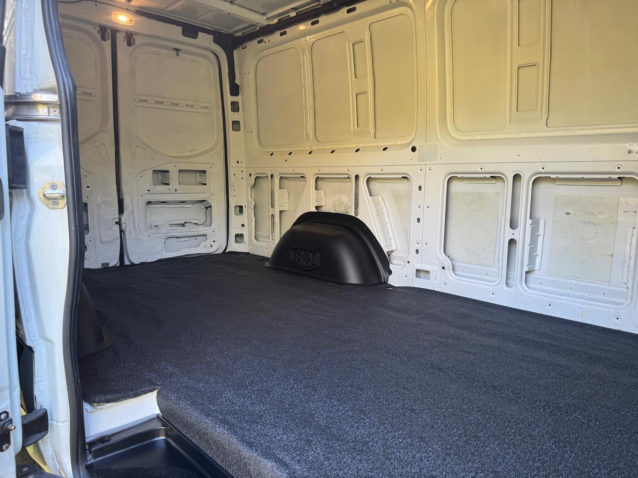 Freightliner Sprinter Van 2500 Standard Roof V6 144" RWD 2019