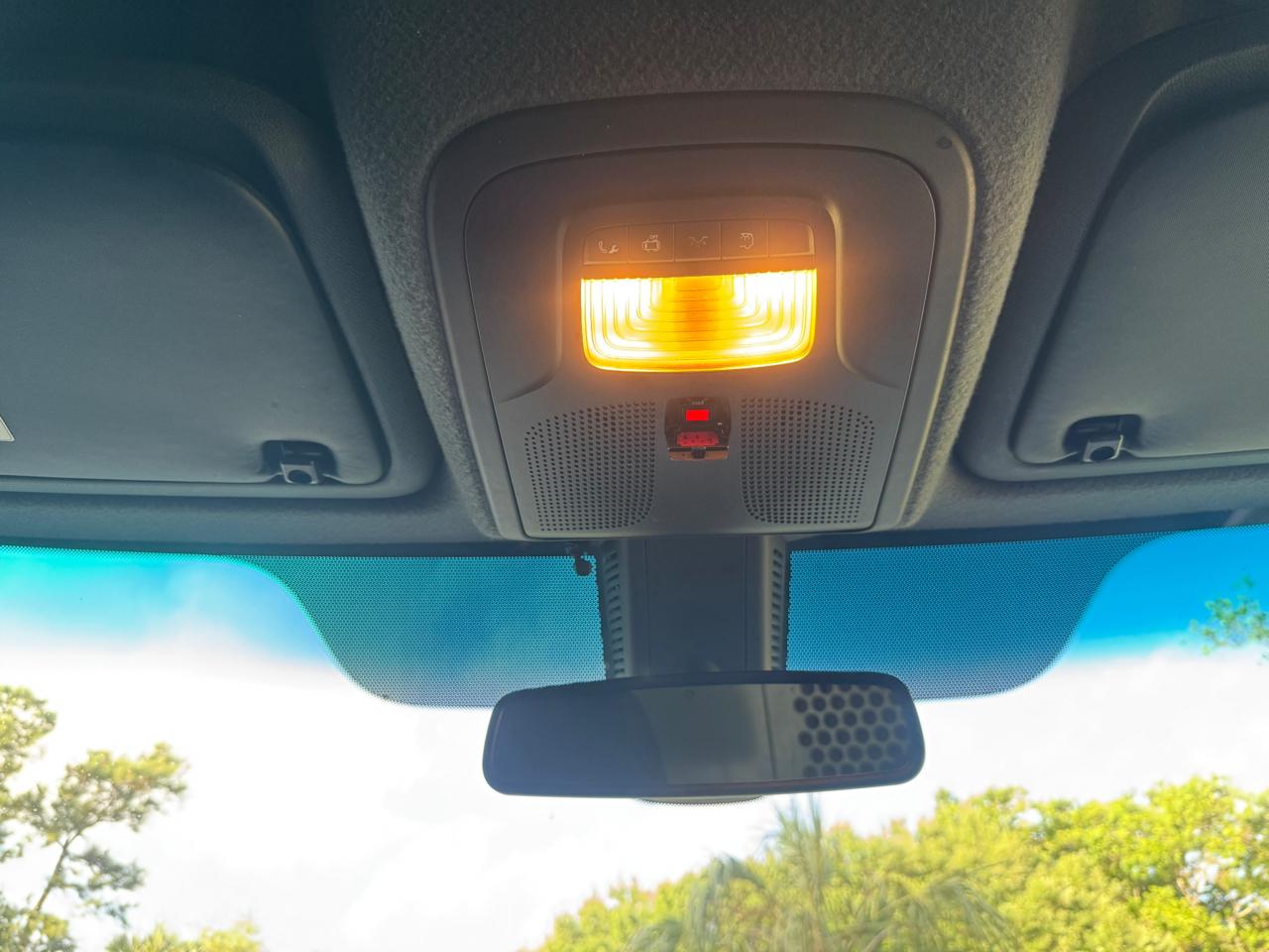 Freightliner Sprinter Van 2500 Standard Roof V6 144" RWD 2019