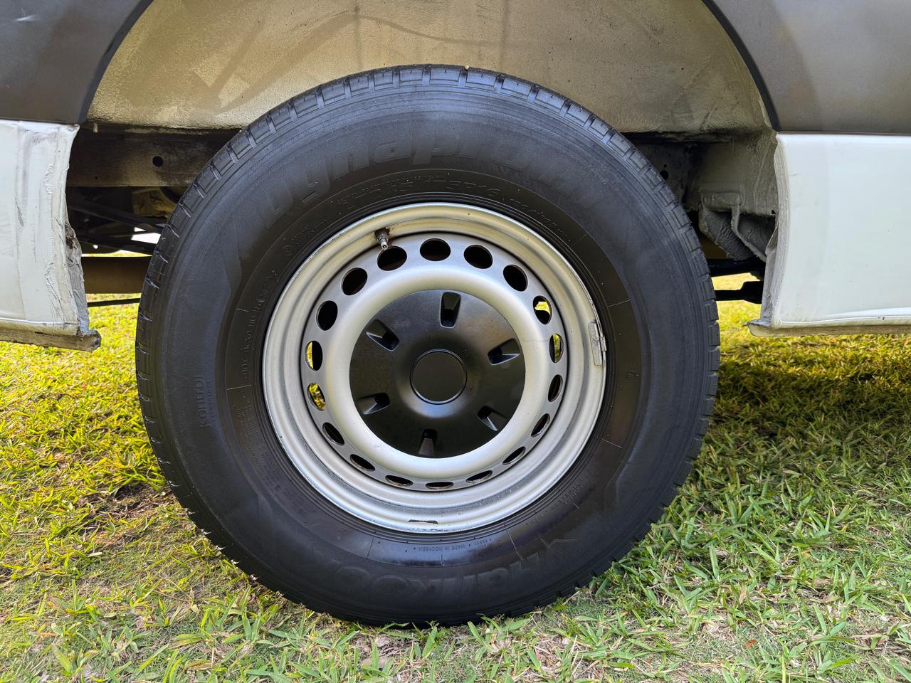 Freightliner Sprinter Van 2500 Standard Roof V6 144" RWD 2019