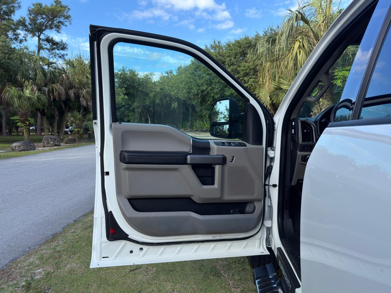 Ford Super Duty F-250 SRW  2021