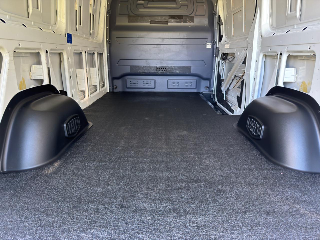 Mercedes-Benz Sprinter Cargo Van 2500 Standard Roof V6 144" RWD 2019