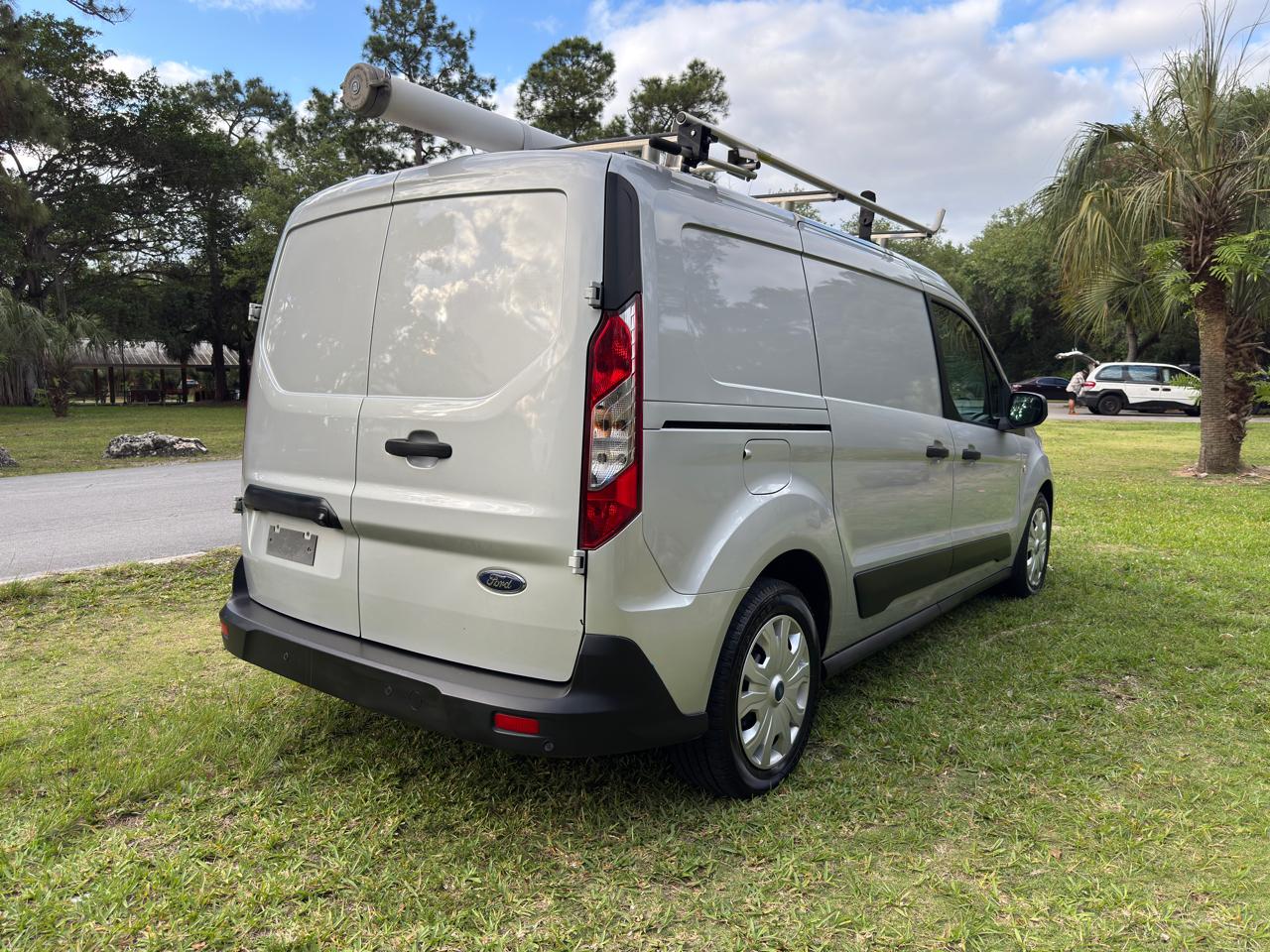 Ford Transit Connect Van XLT LWB w/Rear Symmetrical Doors 2021