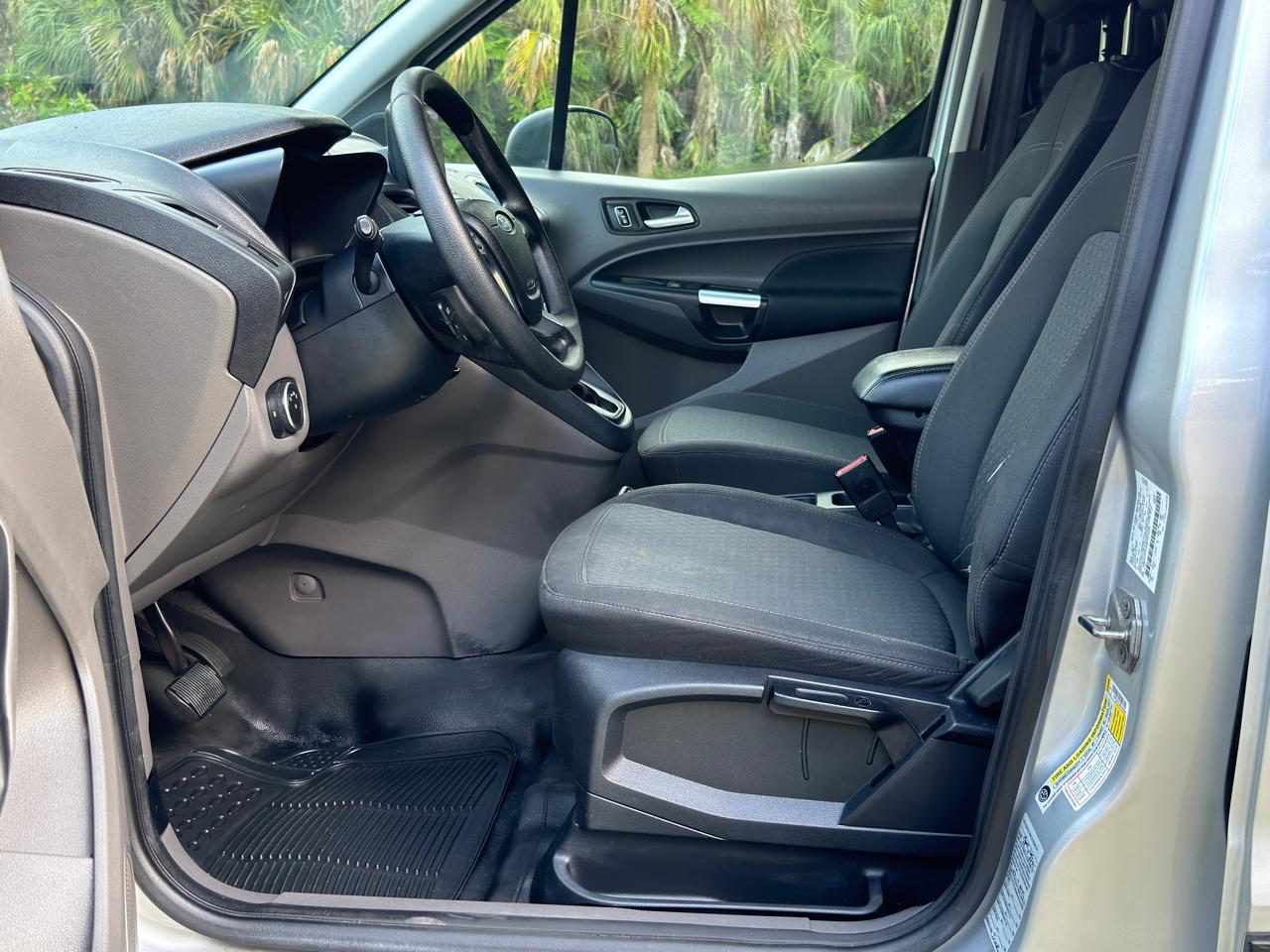 Ford Transit Connect Van XLT LWB w/Rear Symmetrical Doors 2021