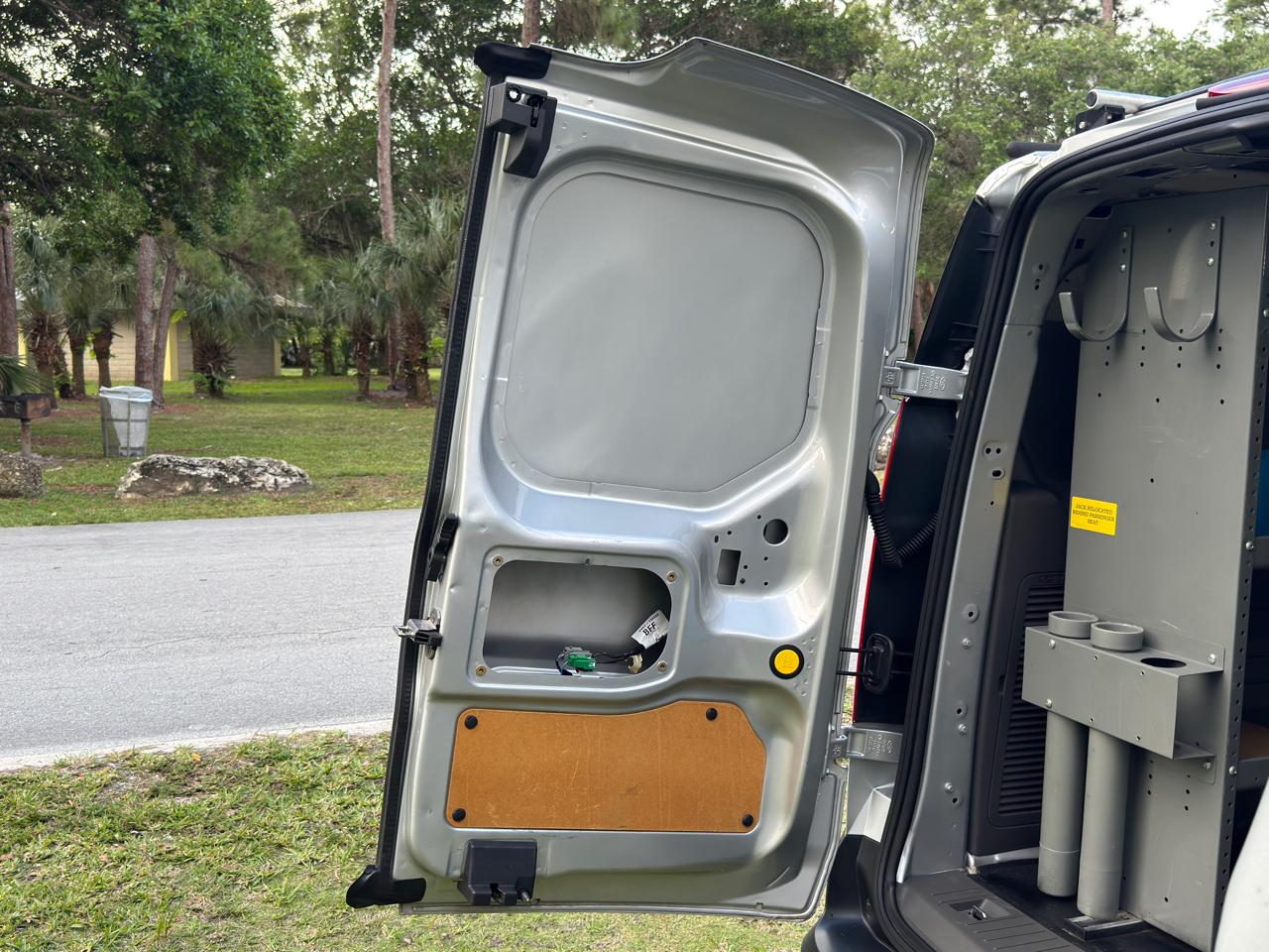 Ford Transit Connect Van XLT LWB w/Rear Symmetrical Doors 2021