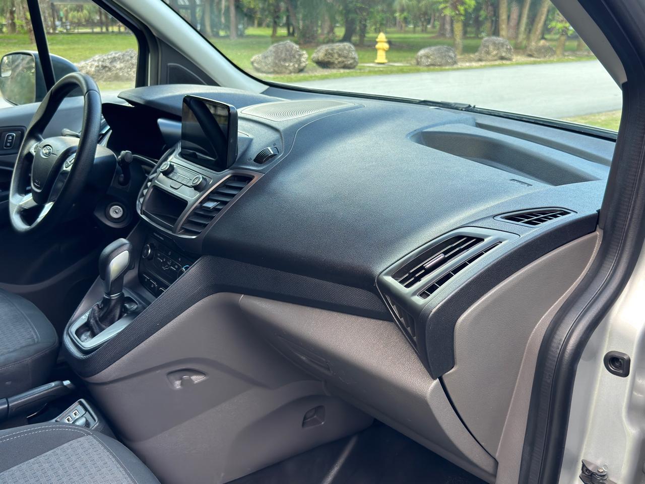 Ford Transit Connect Van XLT LWB w/Rear Symmetrical Doors 2021