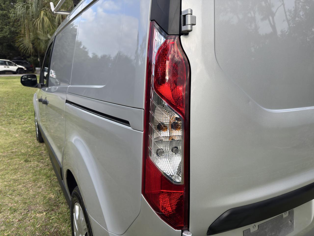 Ford Transit Connect Van XLT LWB w/Rear Symmetrical Doors 2021