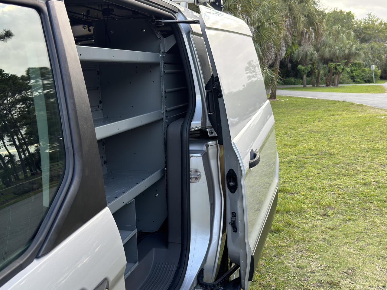 Ford Transit Connect Van XLT LWB w/Rear Symmetrical Doors 2021
