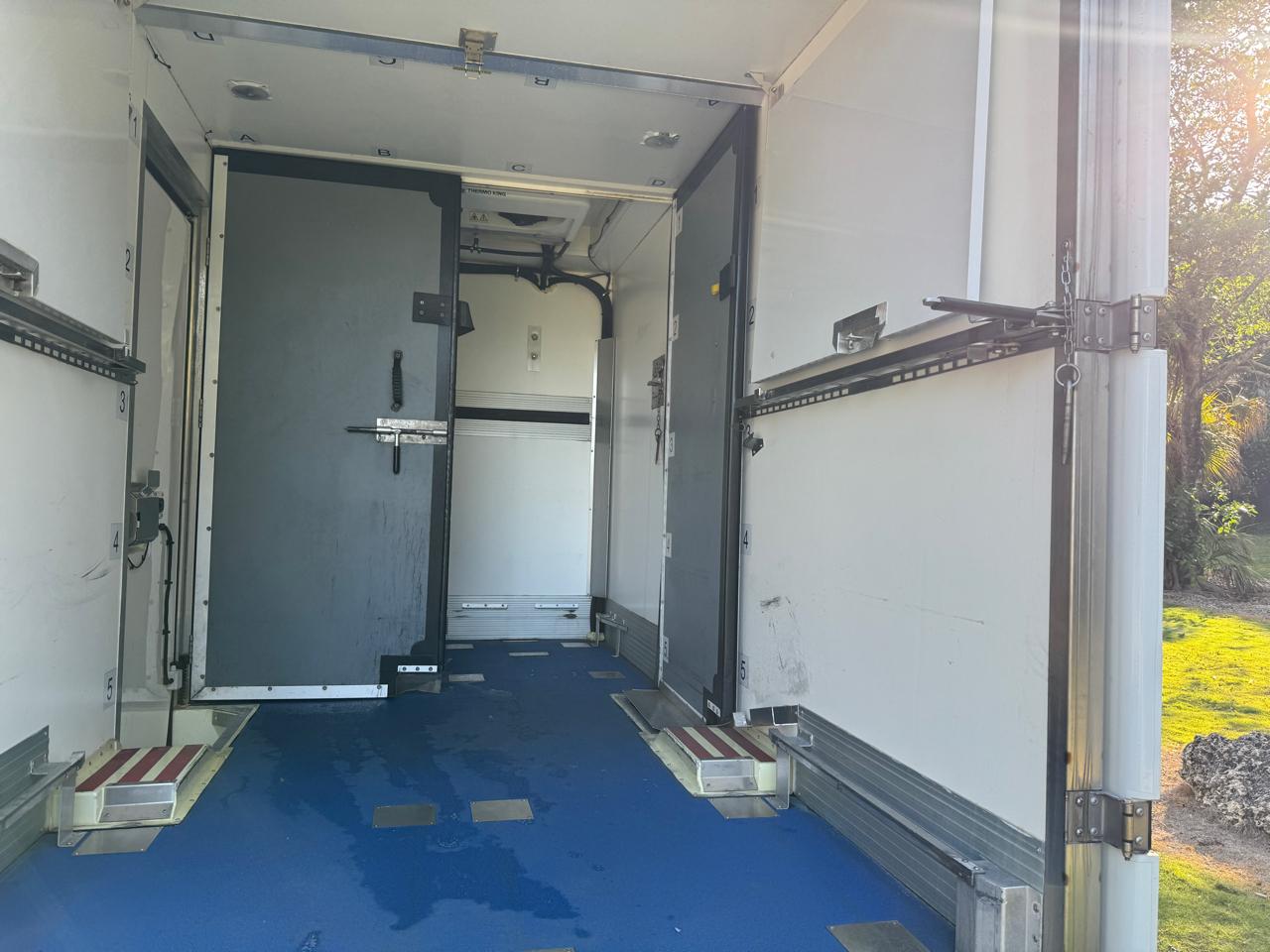 Ford Transit Chassis T-350 RWD SRW 138" WB 9500 GVWR 2022