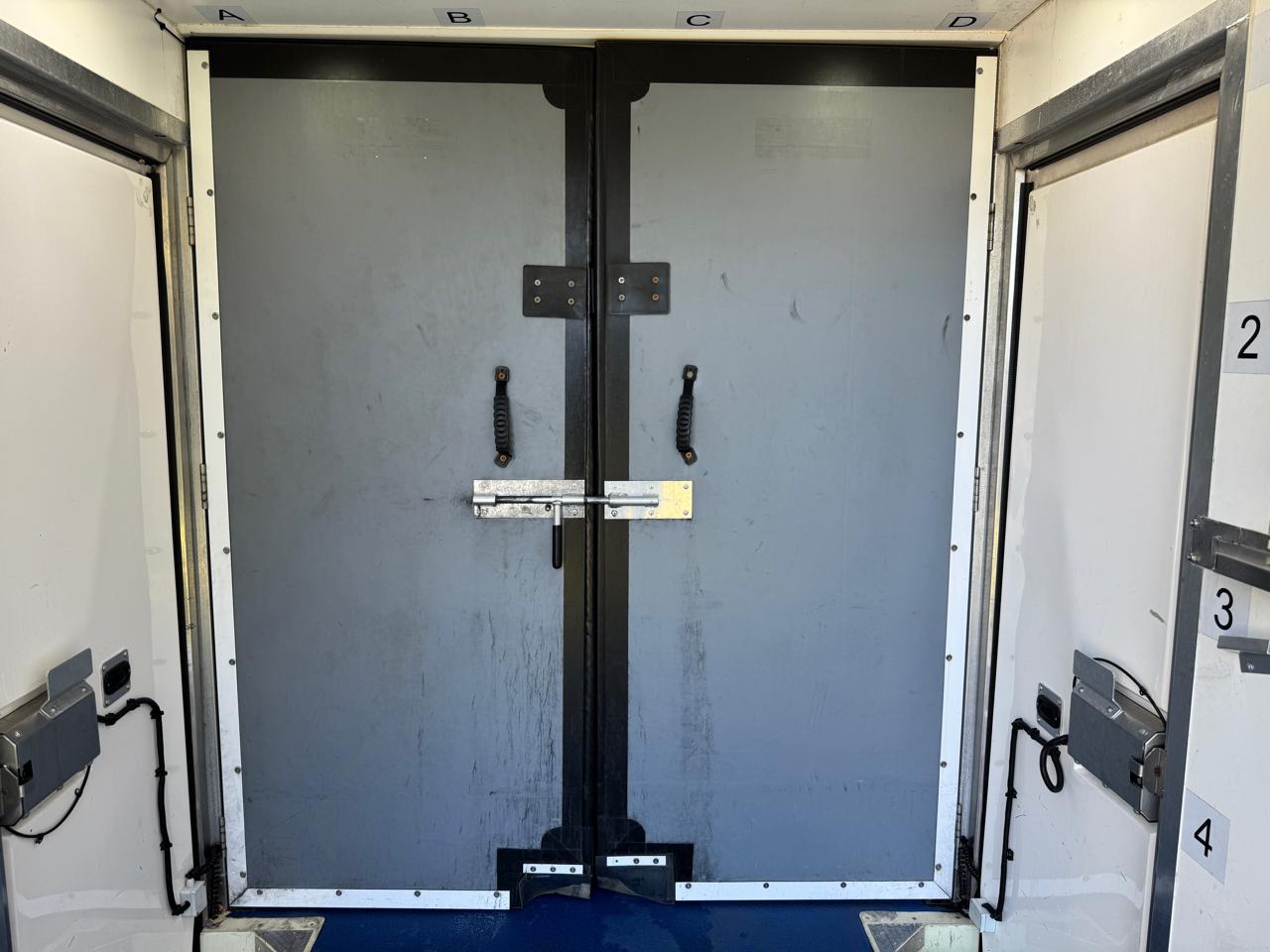 Ford Transit Chassis T-350 RWD SRW 138" WB 9500 GVWR 2022