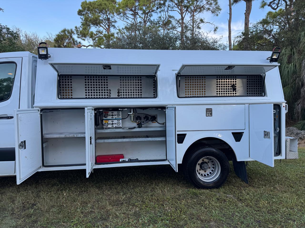 Mercedes-Benz Sprinter 4500 Standard Roof 170" 2019