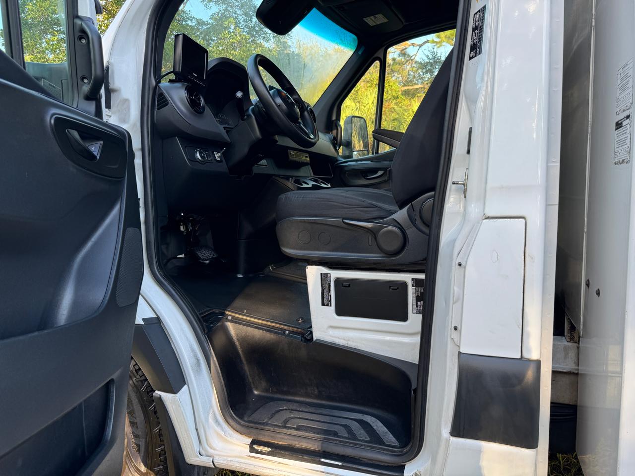 Mercedes-Benz Sprinter 4500 Standard Roof 170" 2019