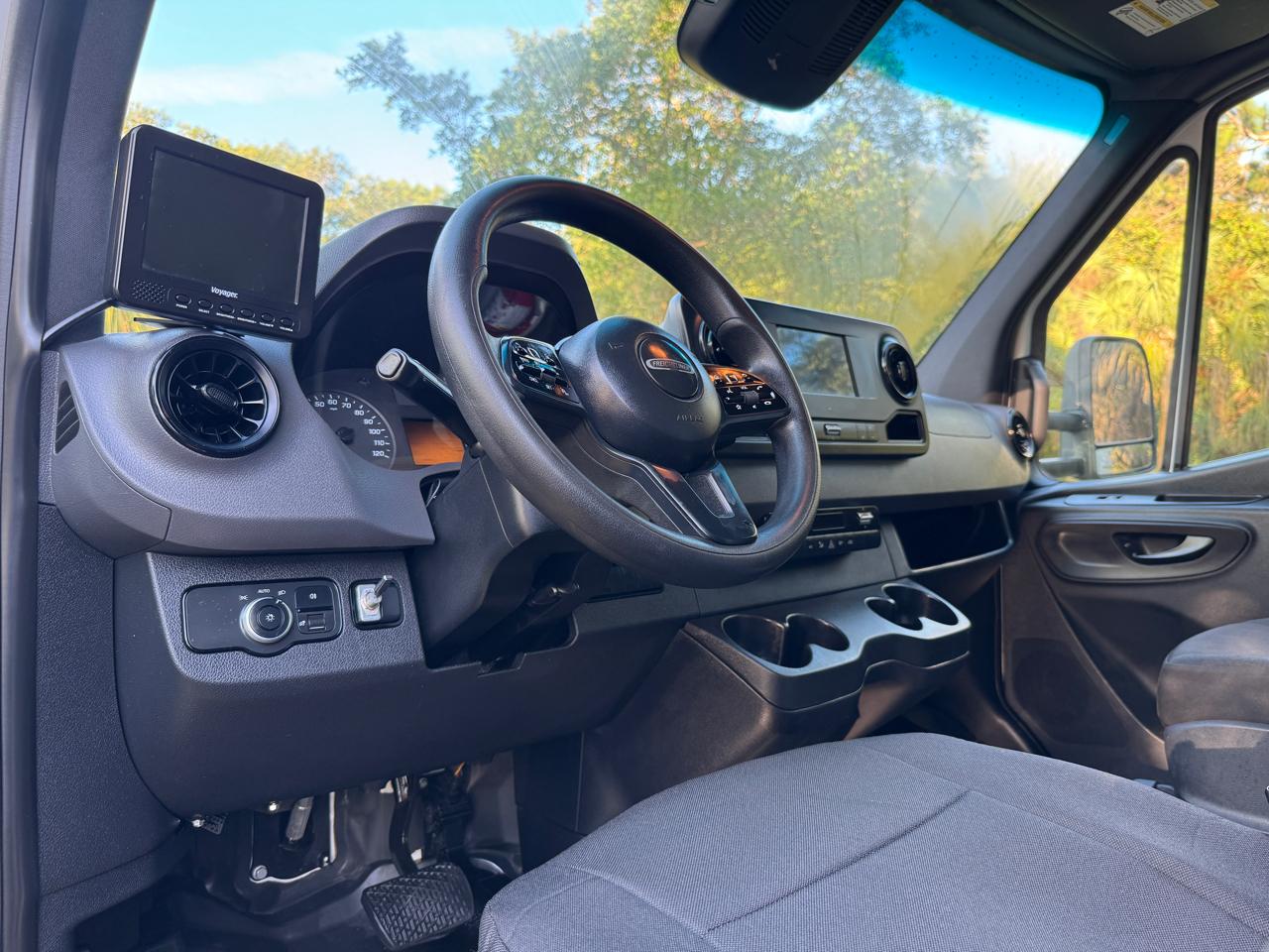 Mercedes-Benz Sprinter 4500 Standard Roof 170" 2019