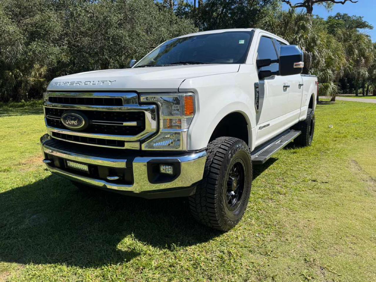 Ford Super Duty F-250 SRW Lariat 4WD Crew Cab 6.75' Box 2020