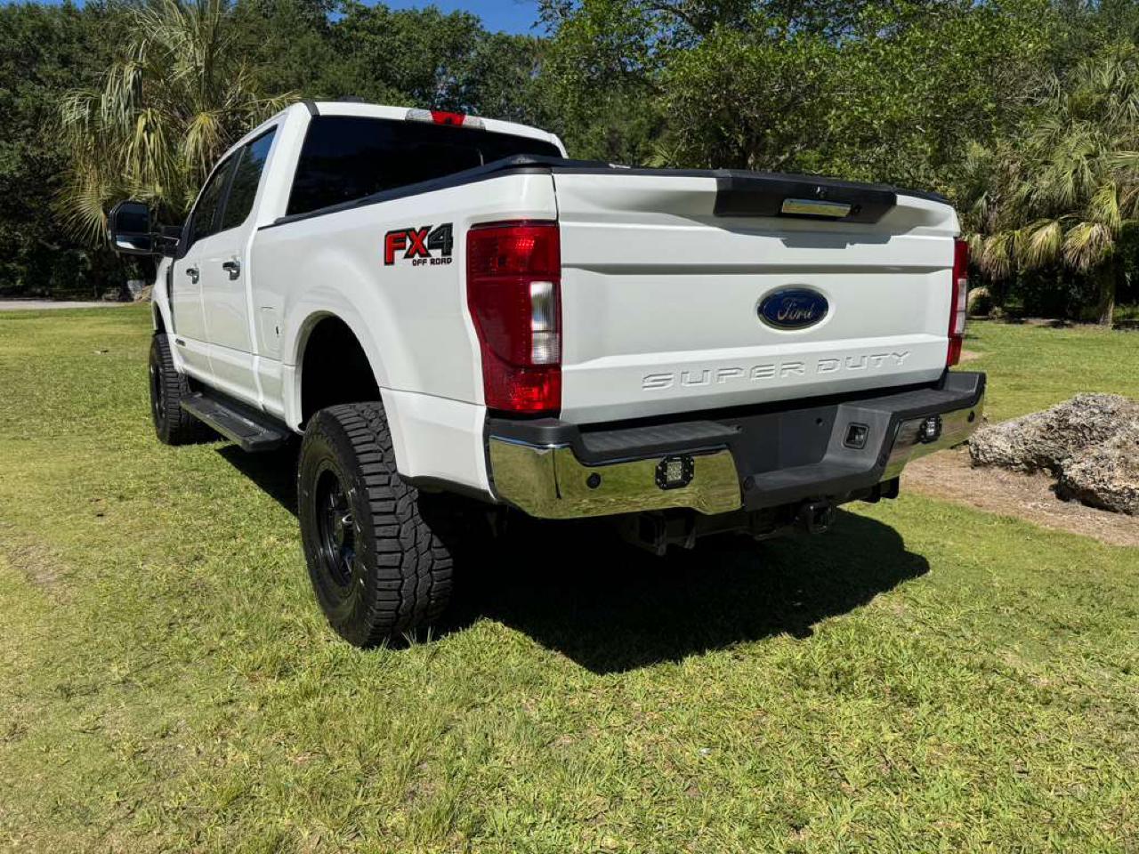 Ford Super Duty F-250 SRW Lariat 4WD Crew Cab 6.75' Box 2020