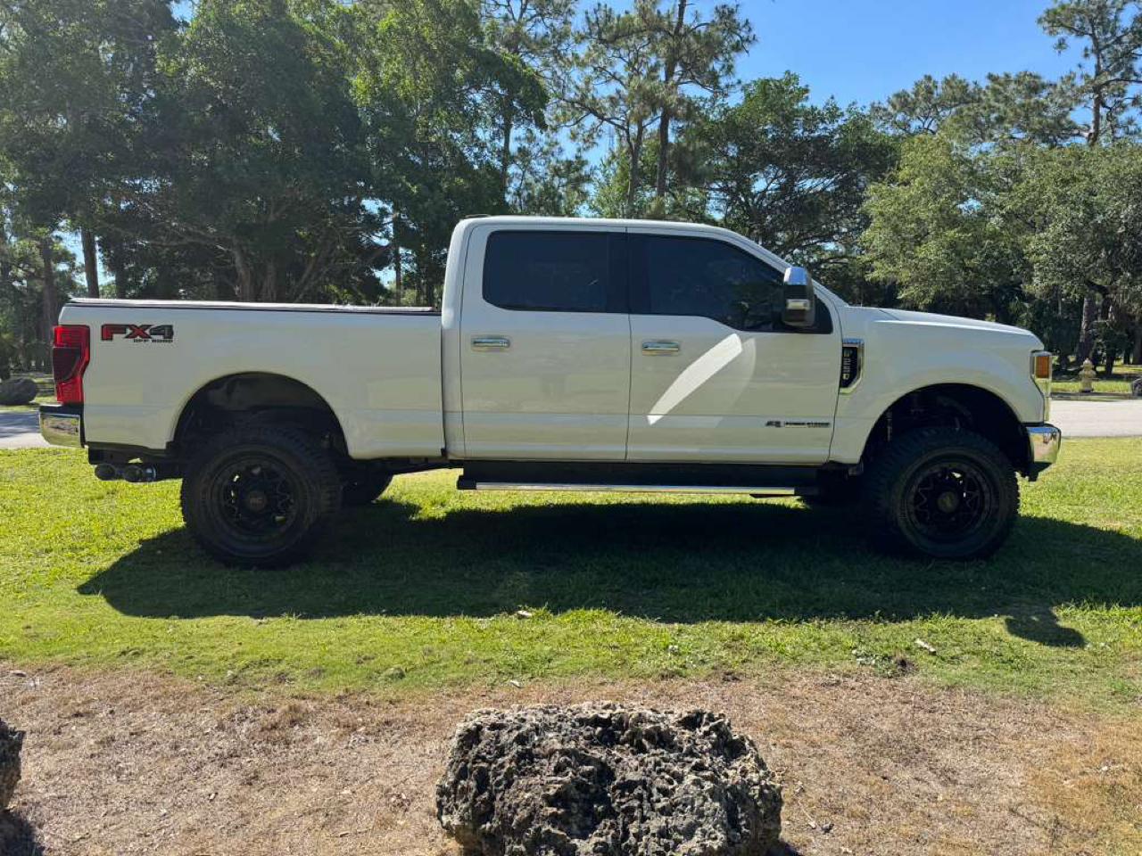 Ford Super Duty F-250 SRW Lariat 4WD Crew Cab 6.75' Box 2020