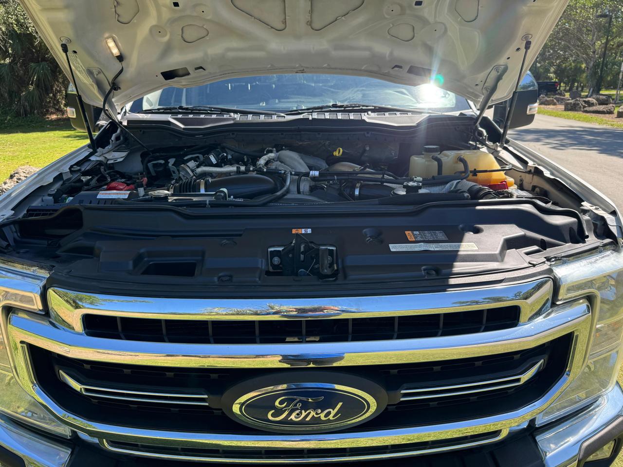Ford Super Duty F-250 SRW Lariat 4WD Crew Cab 6.75' Box 2020