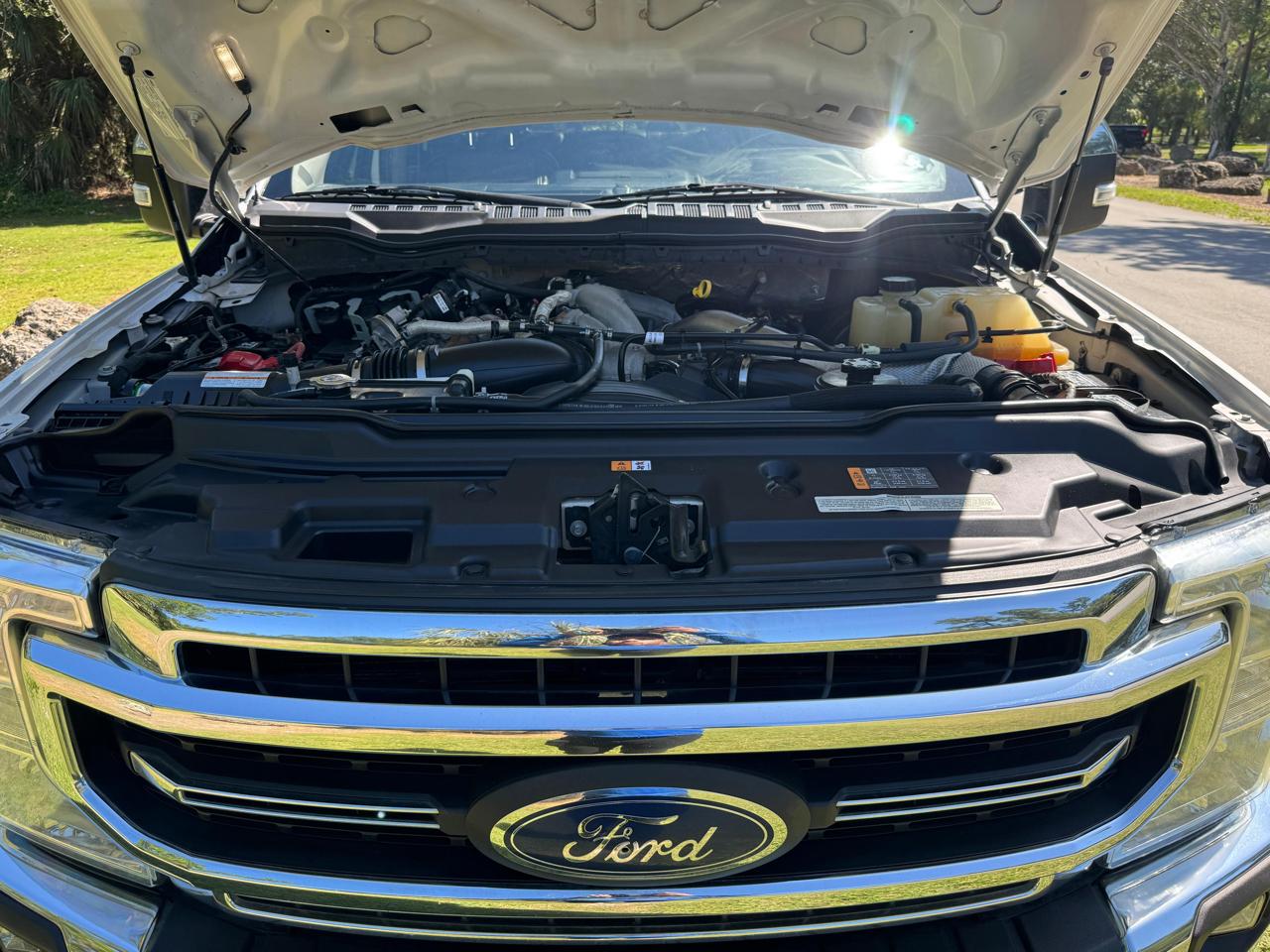 Ford Super Duty F-250 SRW Lariat 4WD Crew Cab 6.75' Box 2020
