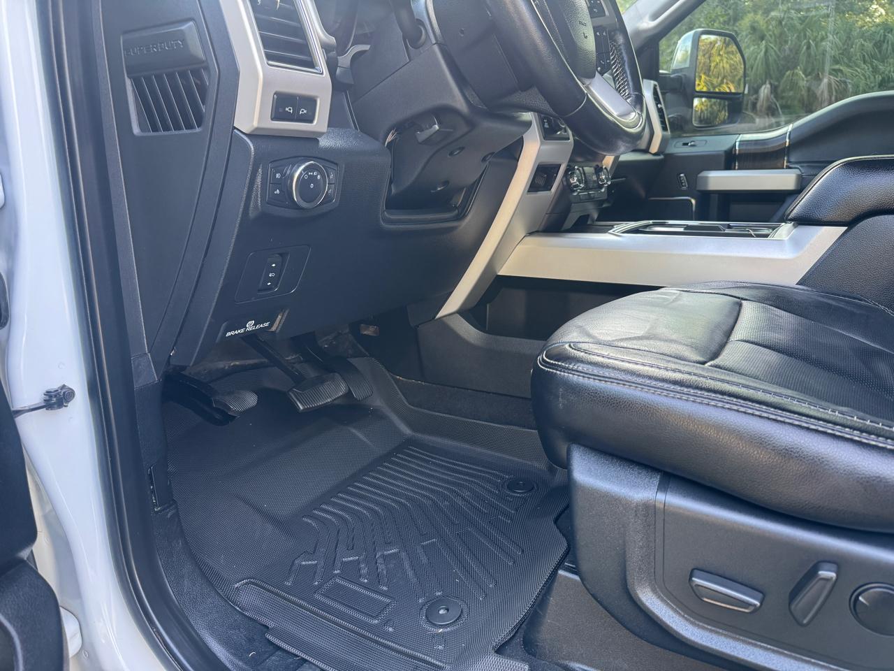 Ford Super Duty F-250 SRW Lariat 4WD Crew Cab 6.75' Box 2020