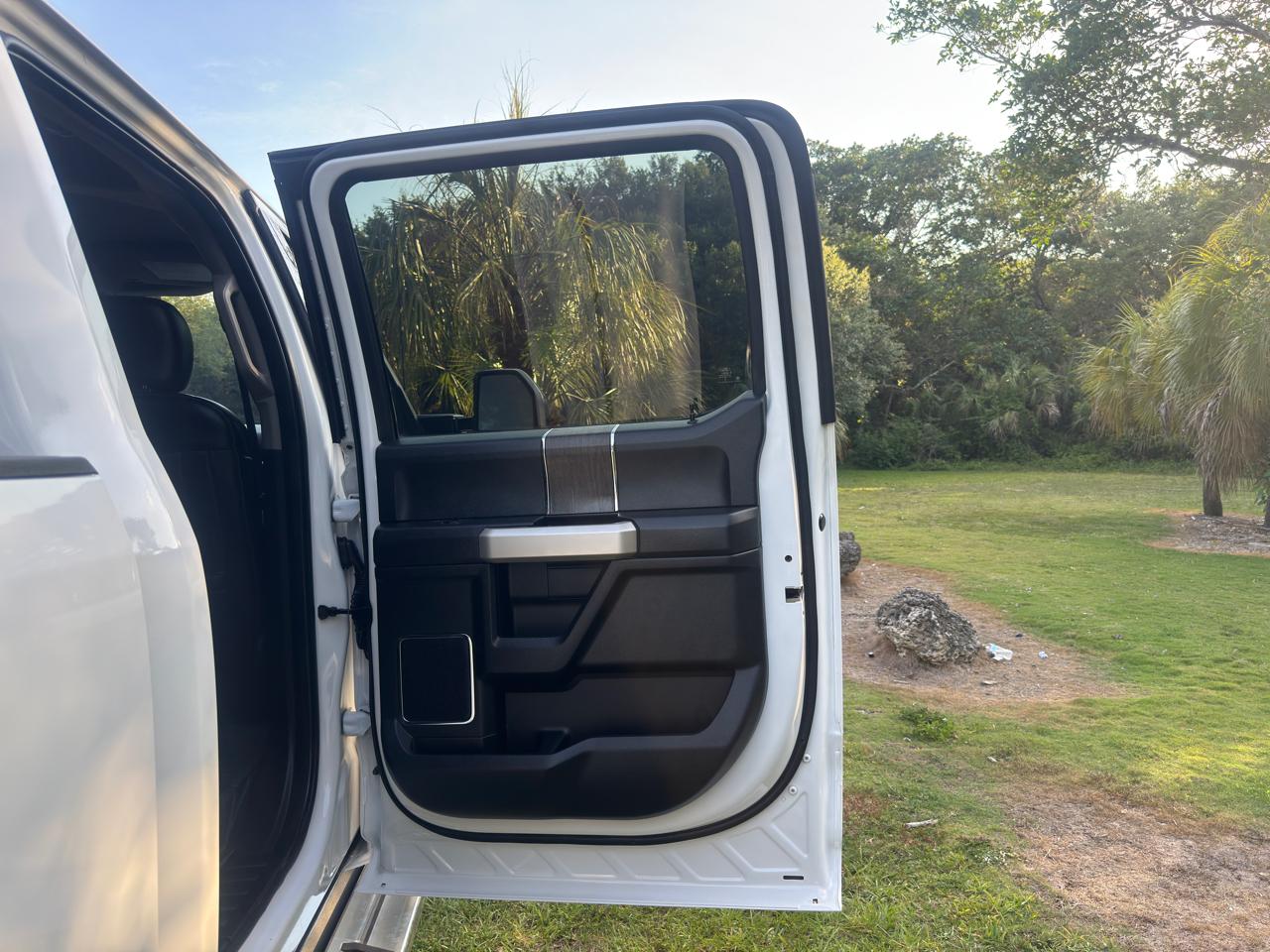 Ford Super Duty F-250 SRW Lariat 4WD Crew Cab 6.75' Box 2020