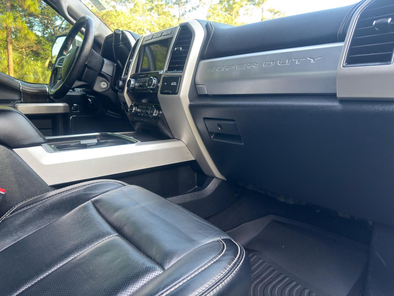 Ford Super Duty F-250 SRW Lariat 4WD Crew Cab 6.75' Box 2020