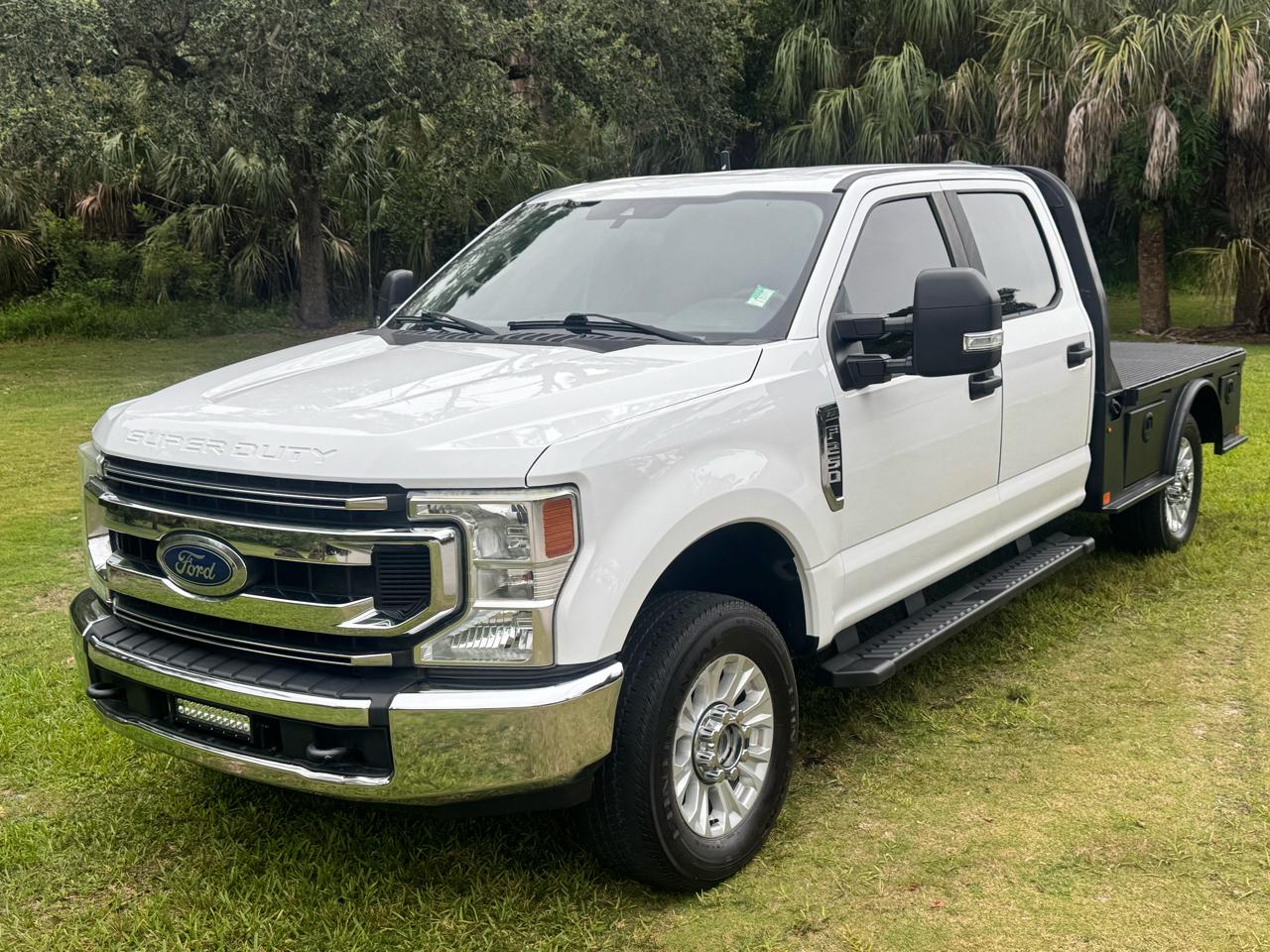 Ford Super Duty F-250 SRW XLT 4WD Crew Cab 8' Box 2022
