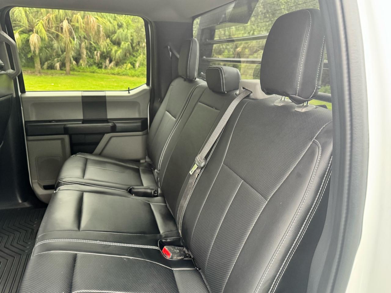 Ford Super Duty F-250 SRW XLT 4WD Crew Cab 8' Box 2022