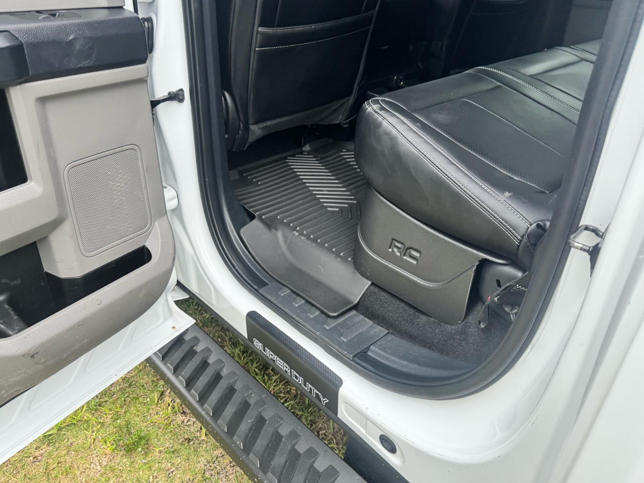 Ford Super Duty F-250 SRW XLT 4WD Crew Cab 8' Box 2022