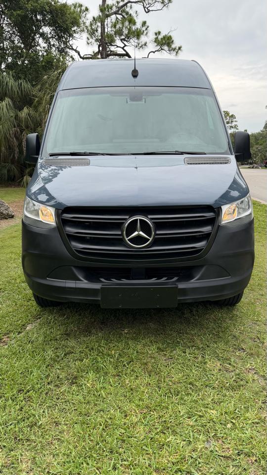 Mercedes-Benz Sprinter Van 2500 High Roof V6 170" RWD 2019