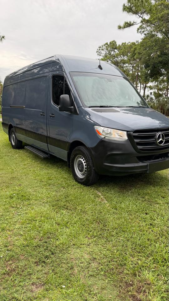 Mercedes-Benz Sprinter Van 2500 High Roof V6 170" RWD 2019